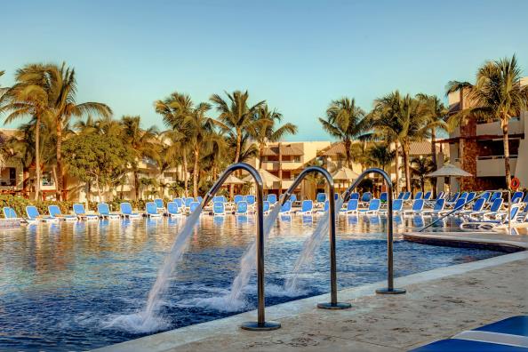 Royalton Splash Punta Cana Resort - Pool